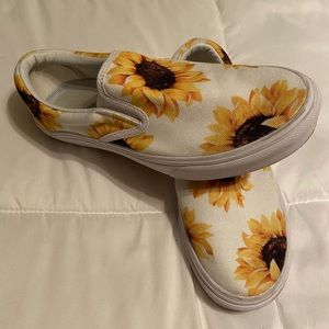 Sunflower VANS🌻